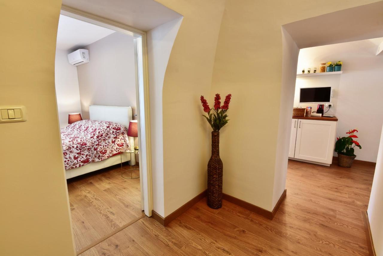 Badia Apartment Катания Екстериор снимка