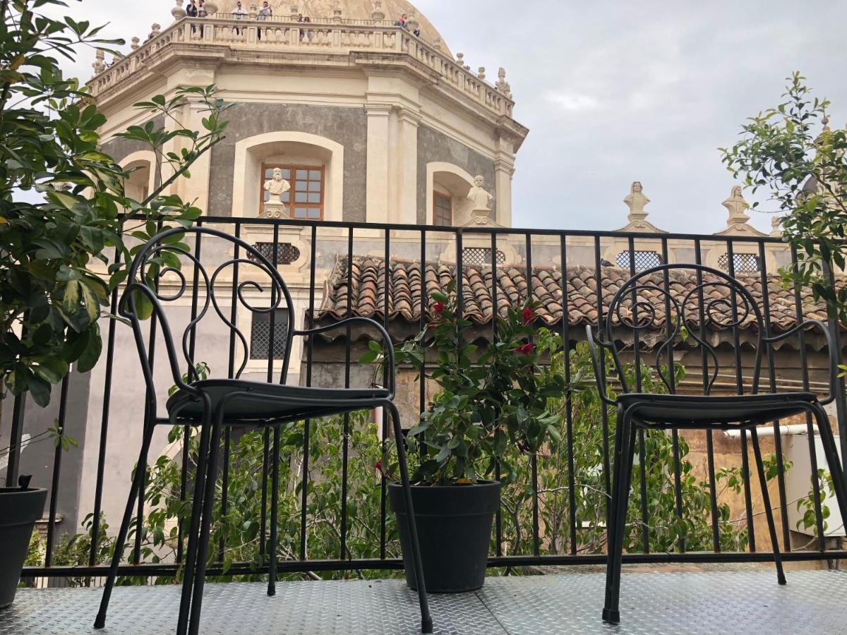 Badia Apartment Катания Екстериор снимка
